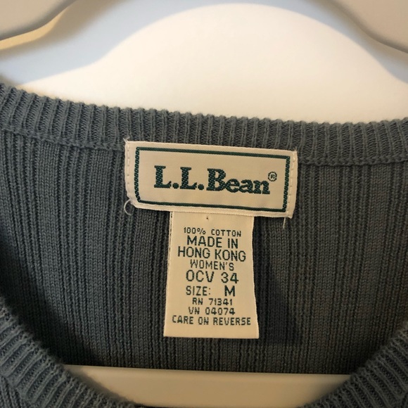 Button up sweater - Picture 3 of 3